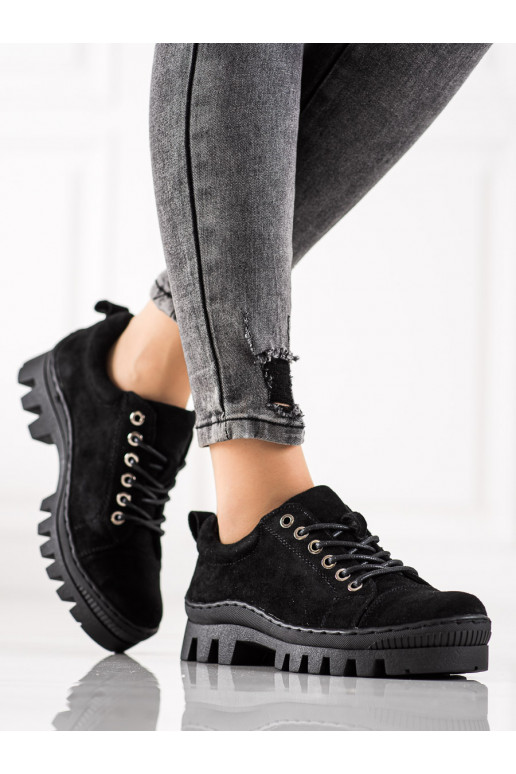 Sapatos pretos com plataforma S. Barski