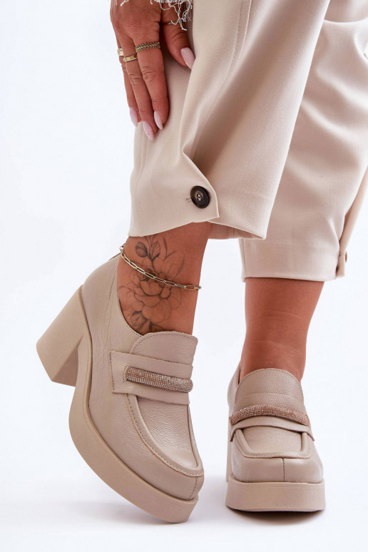 sapatos com salto com enfeites bege Lemar Gelanor