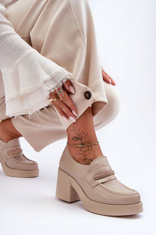sapatos com salto com enfeites bege Lemar Gelanor