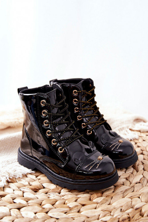 Botas pretas infantis