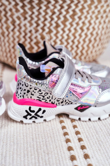 Calçado desportivo infantil...