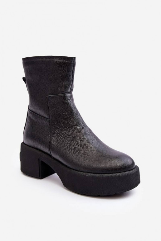 Botas com salto baixo na cor preta Lemar Volavola
