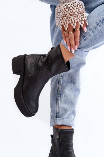 Botas com salto baixo na cor preta Lemar Volavola 2