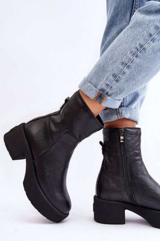 Botas com salto baixo na cor preta Lemar Volavola