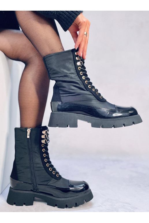 Botas com atacadores na cor preta MERCED BLACK