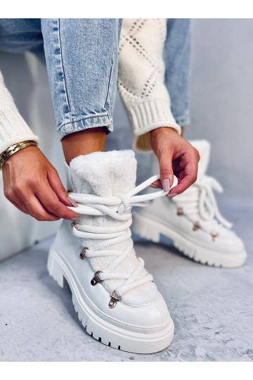botas de neve com pele de...