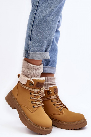 Botas com aquecimento na cor marrom Lynnvia