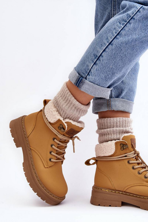 Botas com aquecimento na cor marrom Lynnvia