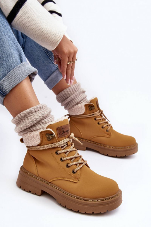 Botas com aquecimento na cor marrom Lynnvia