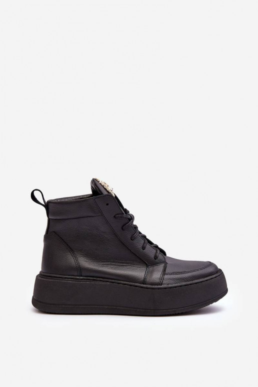 Botins com atacadores na cor preta Nicole