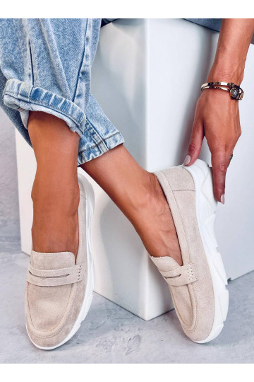 Mocassins com sola macia...