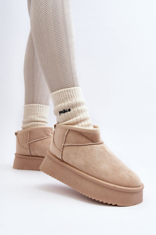 Botas de neve com sola maciça bege...