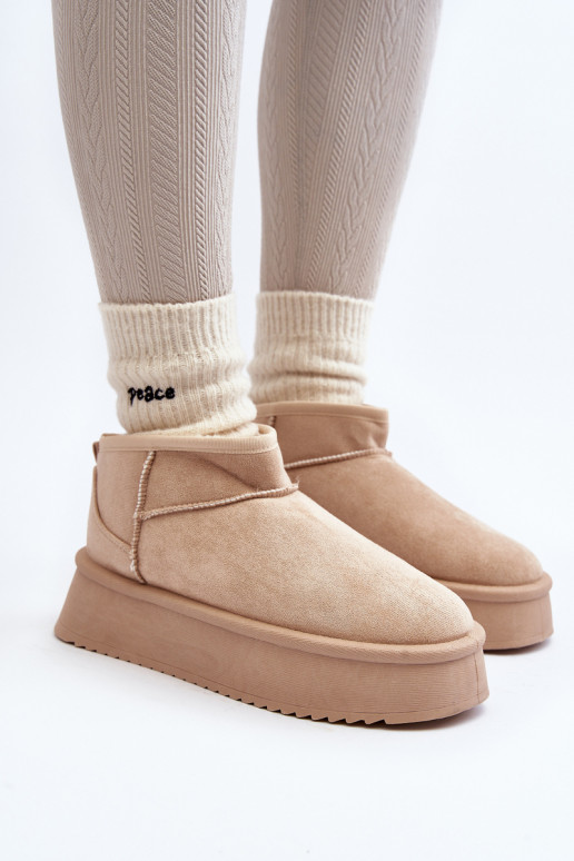 Botas de neve com sola maciça bege...