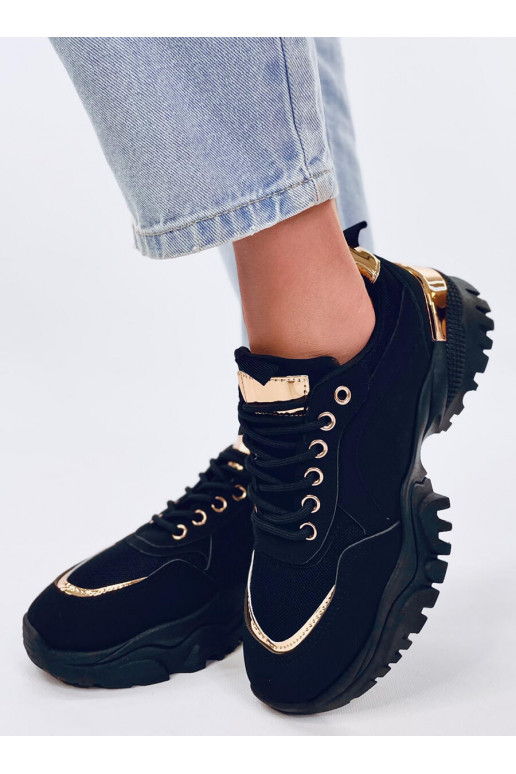 Calçado estilo esportivo na cor preta FLEIS BLACK