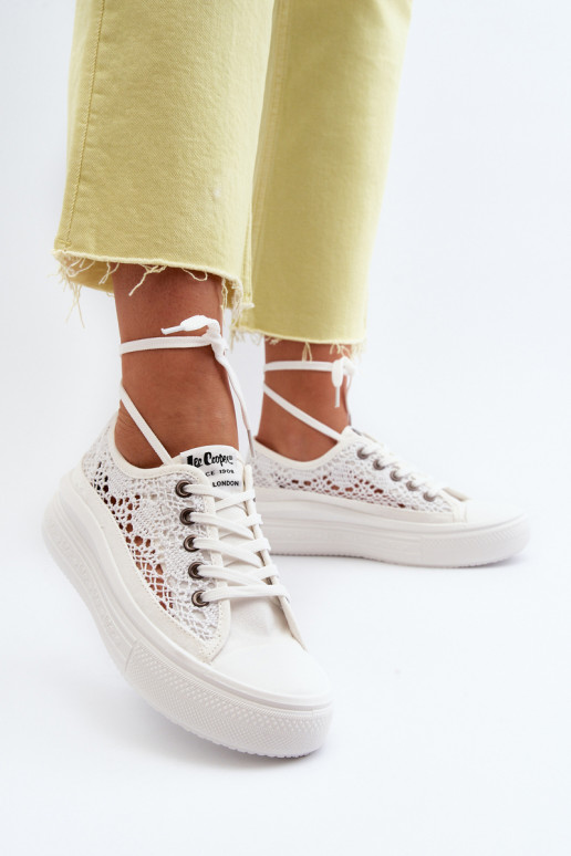 Sapatos de lazer com motivos de renda na cor branca Lee Cooper