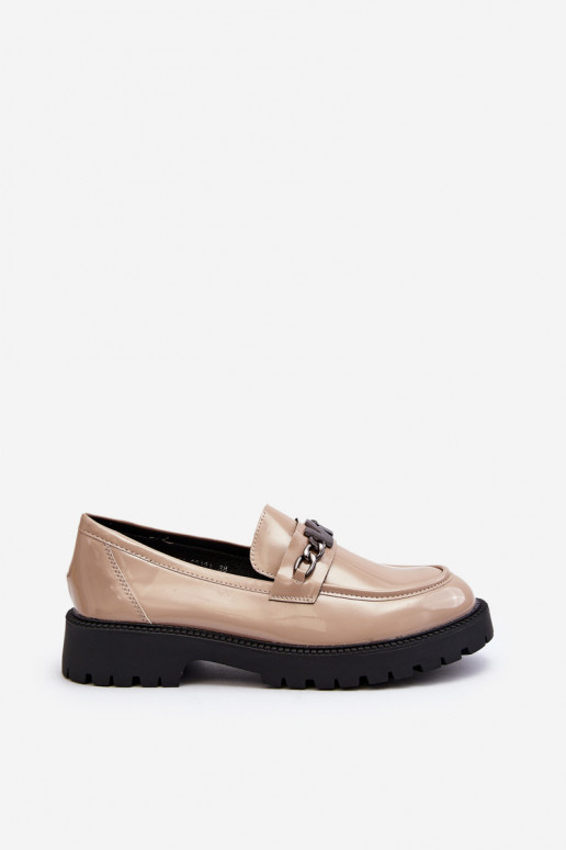 Mocassins com efeito laca com salto largo bege Ezoma