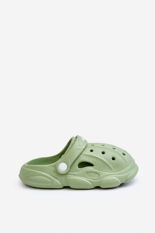 Chinelos infantis tipo Crocs na cor verde Nublado
