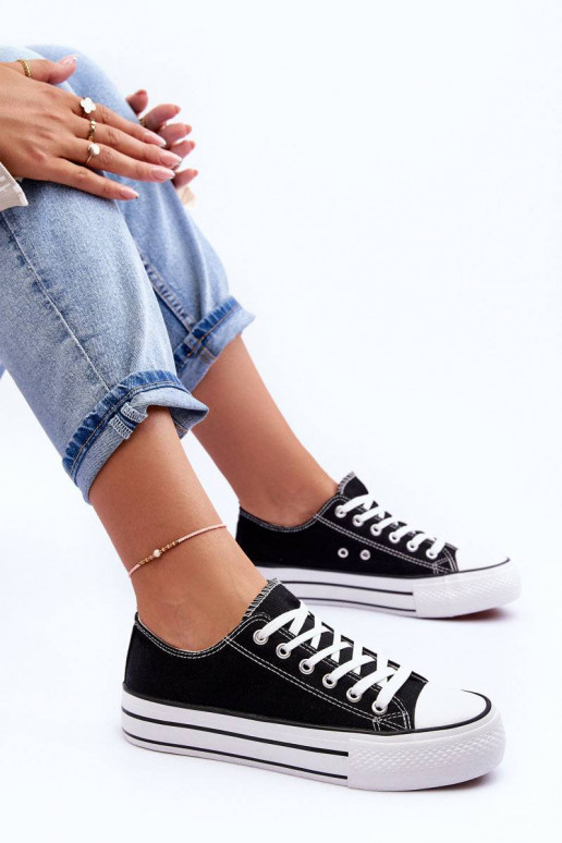 Sapatos de lazer do modelo clássico com plataforma na cor preta Jazlyn