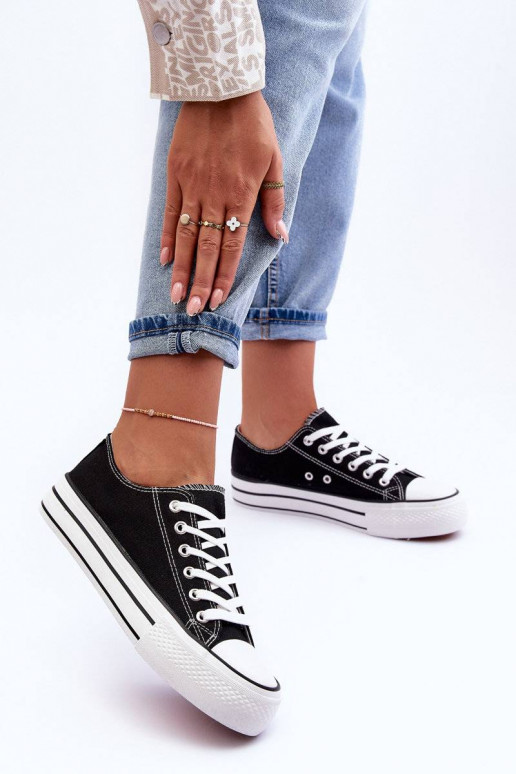 Sapatos de lazer do modelo clássico com plataforma na cor preta Jazlyn