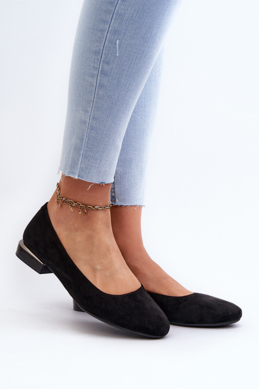 Sapatos femininos de camurça com salto baixo na cor preta Sergio Leone