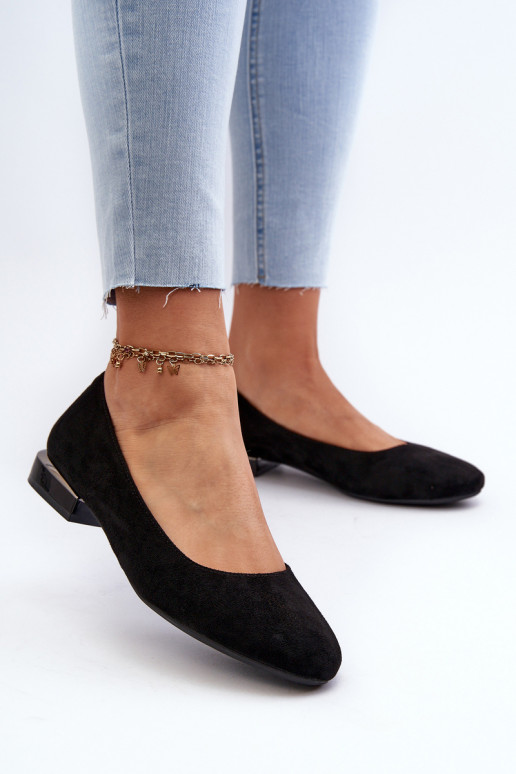 Sapatos femininos de camurça com salto baixo na cor preta Sergio Leone