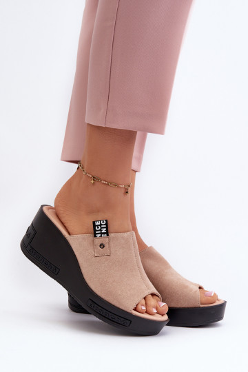 Chinelos femininos bege Vleni 2