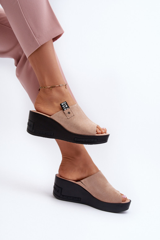 Chinelos femininos bege Vleni Chinelos femininos bege Vleni