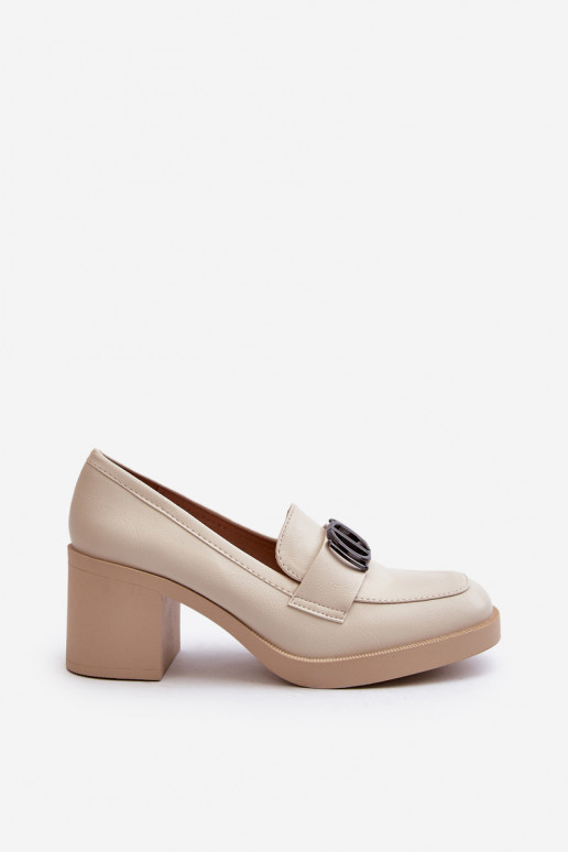 Sapatos de salto com enfeites bege Nedarea