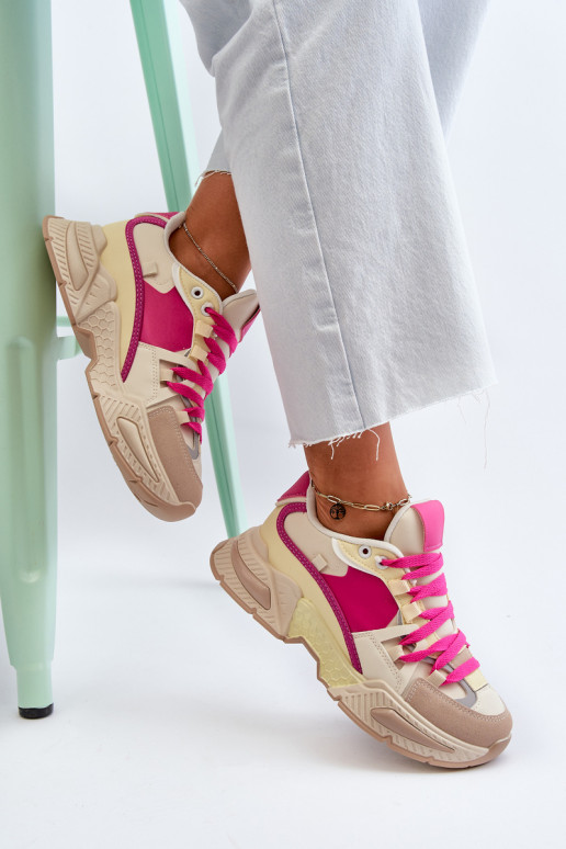 Sapatos com sola maciça na cor rosa... Sapatos com sola maciça na cor rosa...