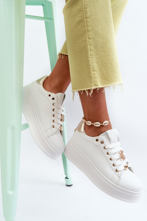 Tênis feminino com plataforma branca...