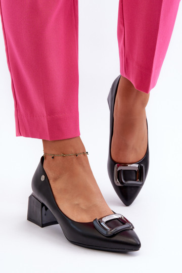 Sapatos de salto alto com enfeites na cor preta Sarala 2