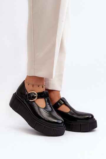 Sapatos plataforma de couro envernizado em preto Zazoo