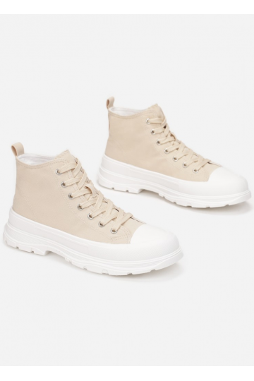 Sapatos de lazer com sola bege