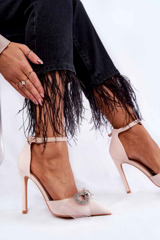 Sapatos de estilo elegante com salto fino com fitas bege Hettie