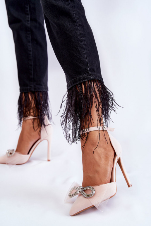 Sapatos de estilo elegante com salto fino com fitas bege Hettie
