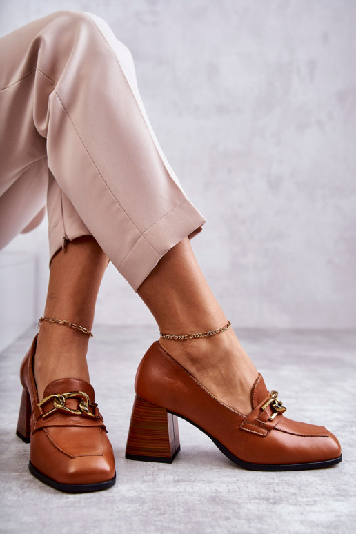 Sapatos com correntes Laura Messi marrom