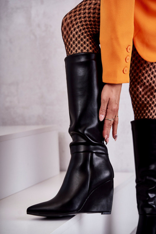 Botas plataforma Arlene pretas Botas plataforma Arlene pretas