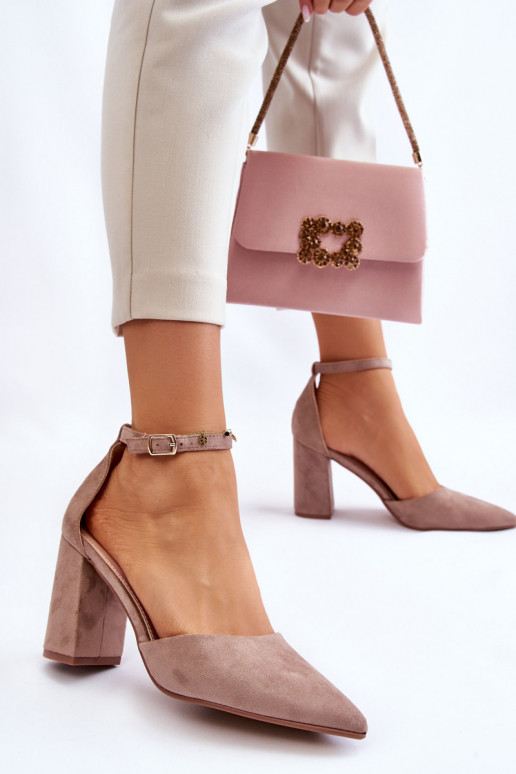 Sapatos de camurça de salto alto bege Lexie