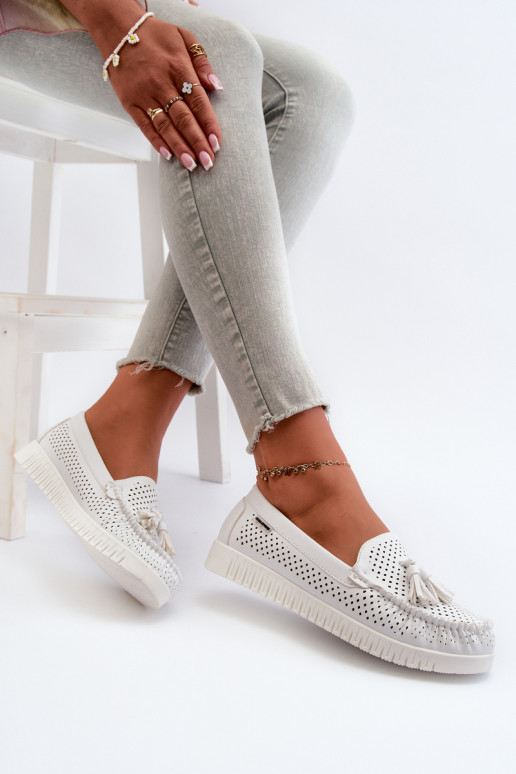 Mocassins femininos em couro...