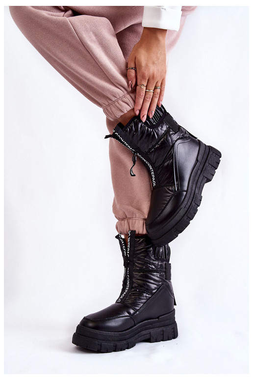 Botas de neve com elástico na cor preta Botas de neve com elástico na cor preta