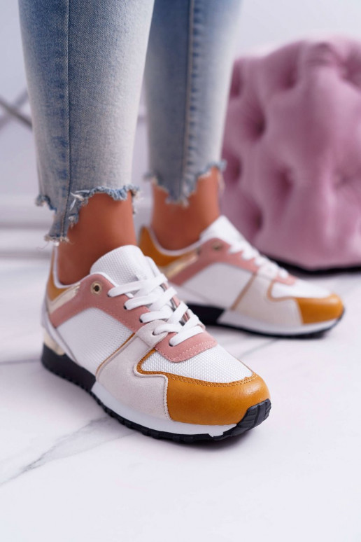 Sapatos casuais em várias cores