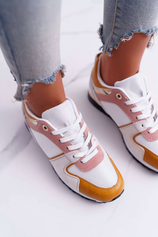 Sapatos casuais em várias cores