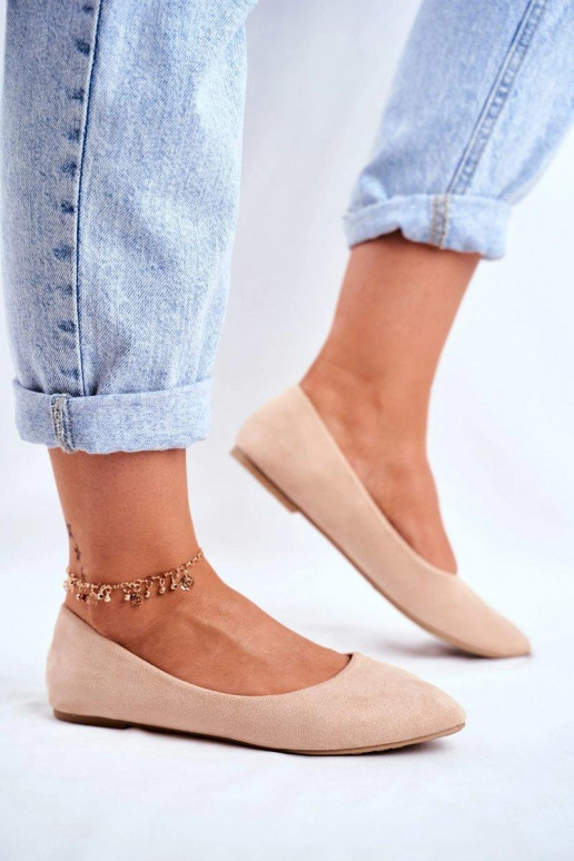 Sapatos de camurça bege Sapatos de camurça bege