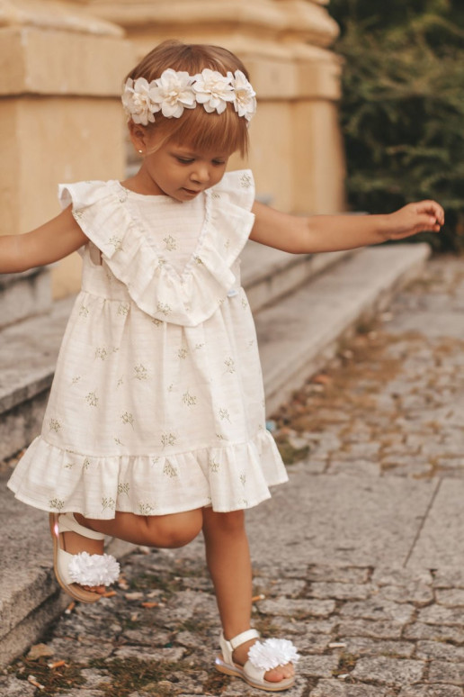 Sandálias infantis com flores na cor... Sandálias infantis com flores na cor...