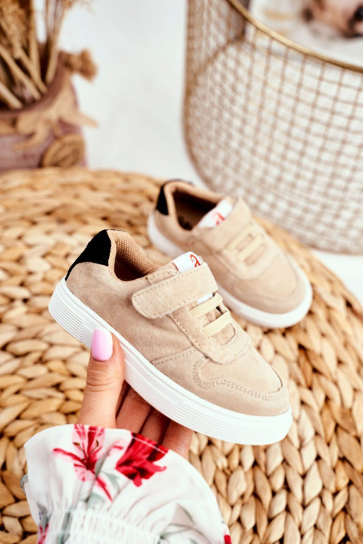 Calçado infantil de lazer com fechos...