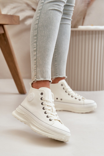 Sapatos casuais com plataforma em couro sintético Big Star OO274064 na cor branca 2