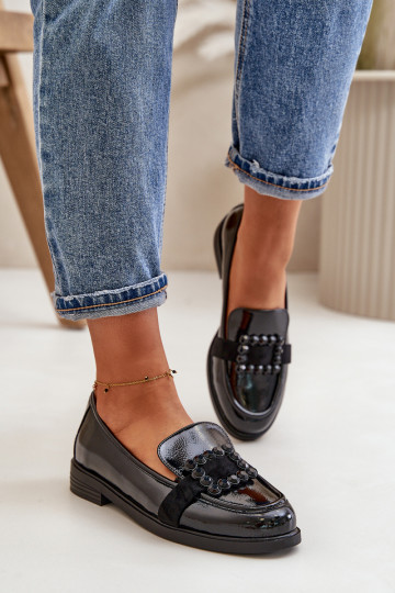 Mocassins lacados Feminino com enfeites cor preta Vinceza 58389