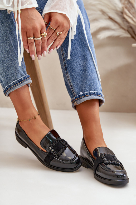 Mocassins lacados Feminino com enfeites cor preta Vinceza 58389