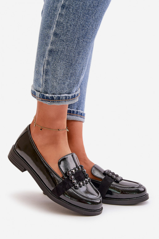 Mocassins lacados Feminino com enfeites cor preta Vinceza 58389