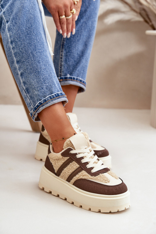 aquecimento À modalo de tênis Feminino com uma plataforma com aquecimento cor marrom Daivlene aquecimento À modalo de tênis Feminino com uma plataforma com aquecimento cor marrom Daivlene
